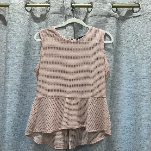 🌟2/$25🌟BCBGMAXAZRIA peplum top - Picture 5 of 6